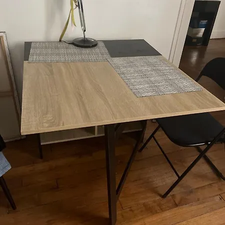 Апартаменты En Plein Coeur De St Germain Des Pres Париж